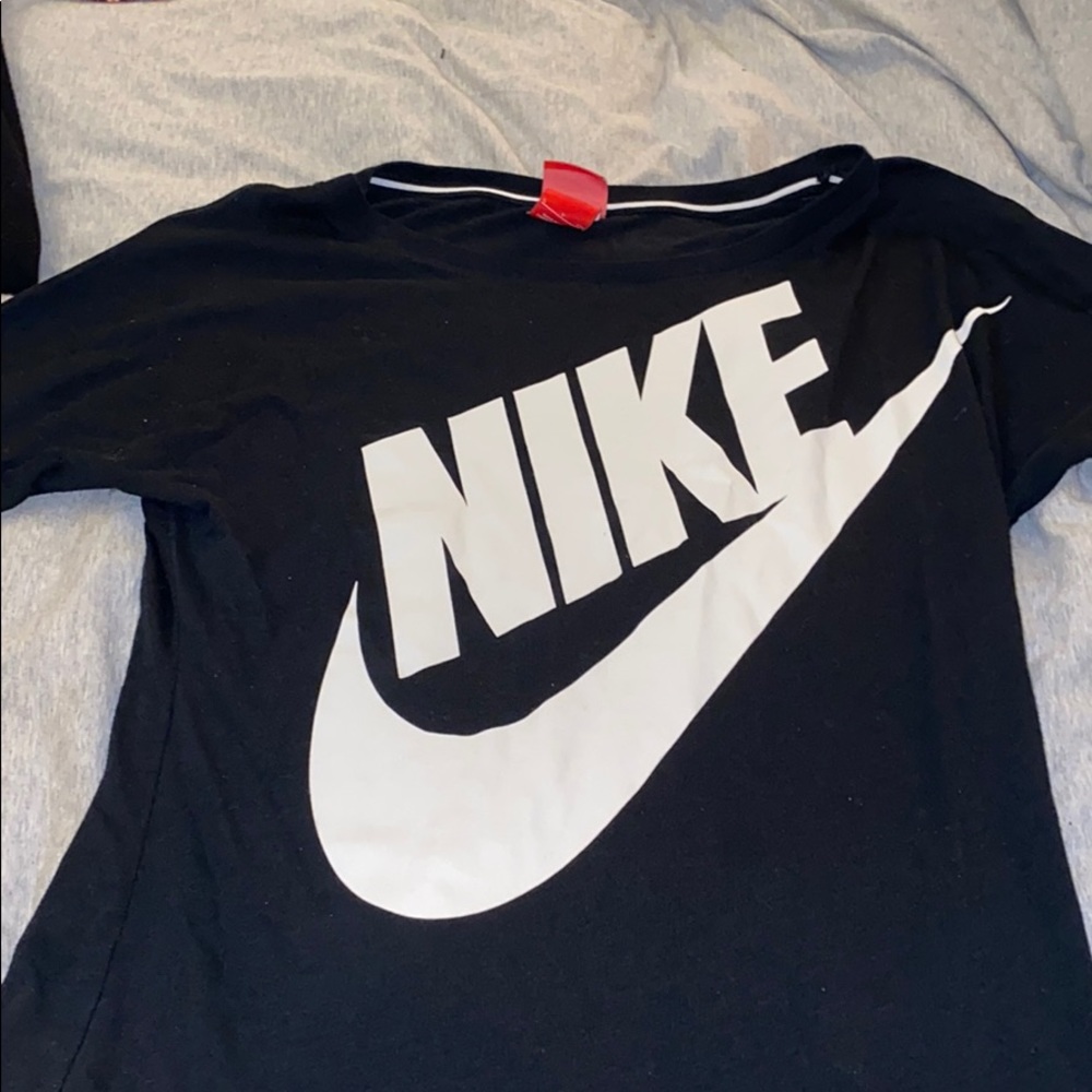 Nike t-shirt